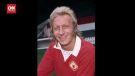 VIDEO: Legenda MU Denis Law Meninggal Dunia