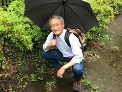 Ahli Kotoran di Jepang, Pup-nya di Hutan Belakang Rumah