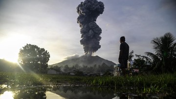 Mount Ibu in West Halmahera Erupts, Status Level II Alert