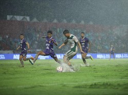 Stadion Brawijaya Dikritik Becek, Persik: Satu-satunya Lapangan Kami