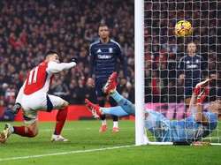 Babak I: Arsenal Ungguli Aston Villa 1-0