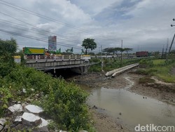 Melihat Sungai Kairingan yang Konon Batas Kekuasaan Majapahit di Lasem