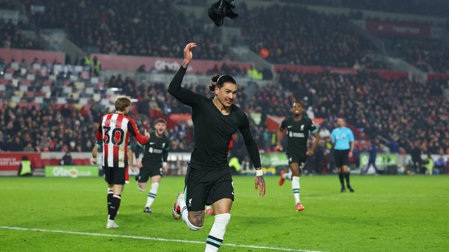 Darwin Nunez jadi bintang kemenangan Liverpool atas Brentford, 2-0, dalam matchday ke-22 Liga Inggris di Stadion Gtech, Sabtu (18/1).