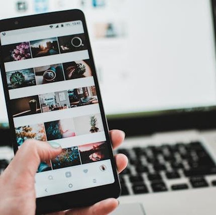 Akun Media Sosial yang Terbatas atau Tidak Aktif/Foto: Pexels.com/Lisa Fotios