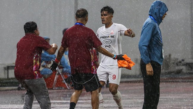 Ramadan Sananta jadi pahlawan kemenangan Persis Solo saat mengalahkan PSIS Semarang 2-1 di pekan ke-19 Liga 1, Senin (20/1).