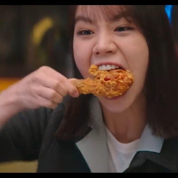 5 Aktris Korea dengan Adegan Mukbang yang Bikin Ngiler, Ada Favoritmu?