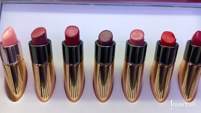 Tips Memilih Lipstik untuk Bibir Kering