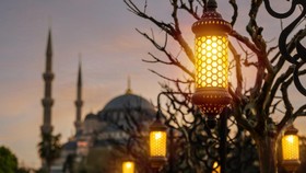 45 Ucapan Isra Miraj 2025 Bahasa Inggris dan Indonesia yang Menyentuh
