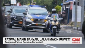 VIDEO: Patwal Makin Banyak, Jalan Makin Ruwet