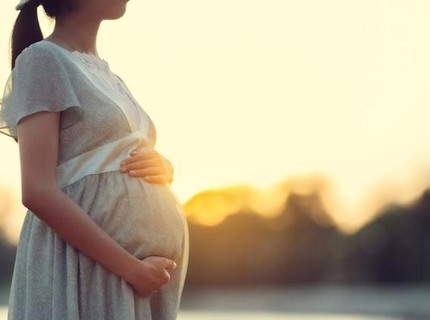 Penyebab Perut Ibu Hamil Terlihat Mengecil di Pagi Hari, cuma Karena Kembung?