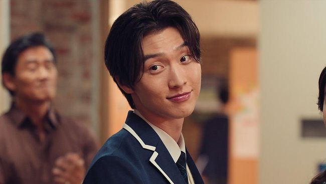 Potret Menawan Sang Heon Lee, Pemeran Minho dalam Serial Netflix XO