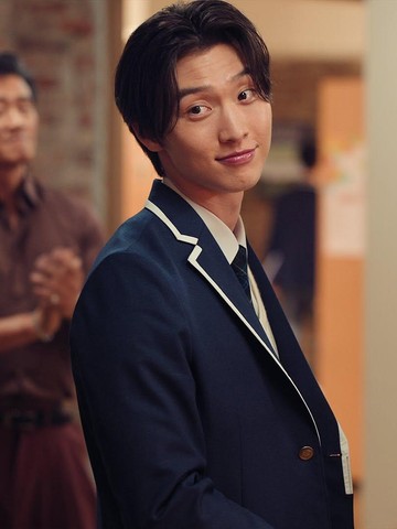 Potret Menawan Sang Heon Lee, Pemeran Minho dalam Serial Netflix XO, Kitty Season 2