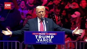 VIDEO: Trump Gelar Rapat Umum Sebelum Dilantik Jadi Presiden