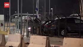 VIDEO: Momen Iringan Bus tahanan Palestina Tinggalkan Penjara Israel