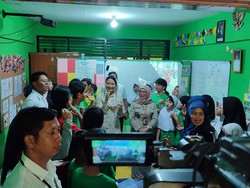 Tak Ada Perbedaan Menu Makan Bergizi Gratis buat SLB & Sekolah Reguler