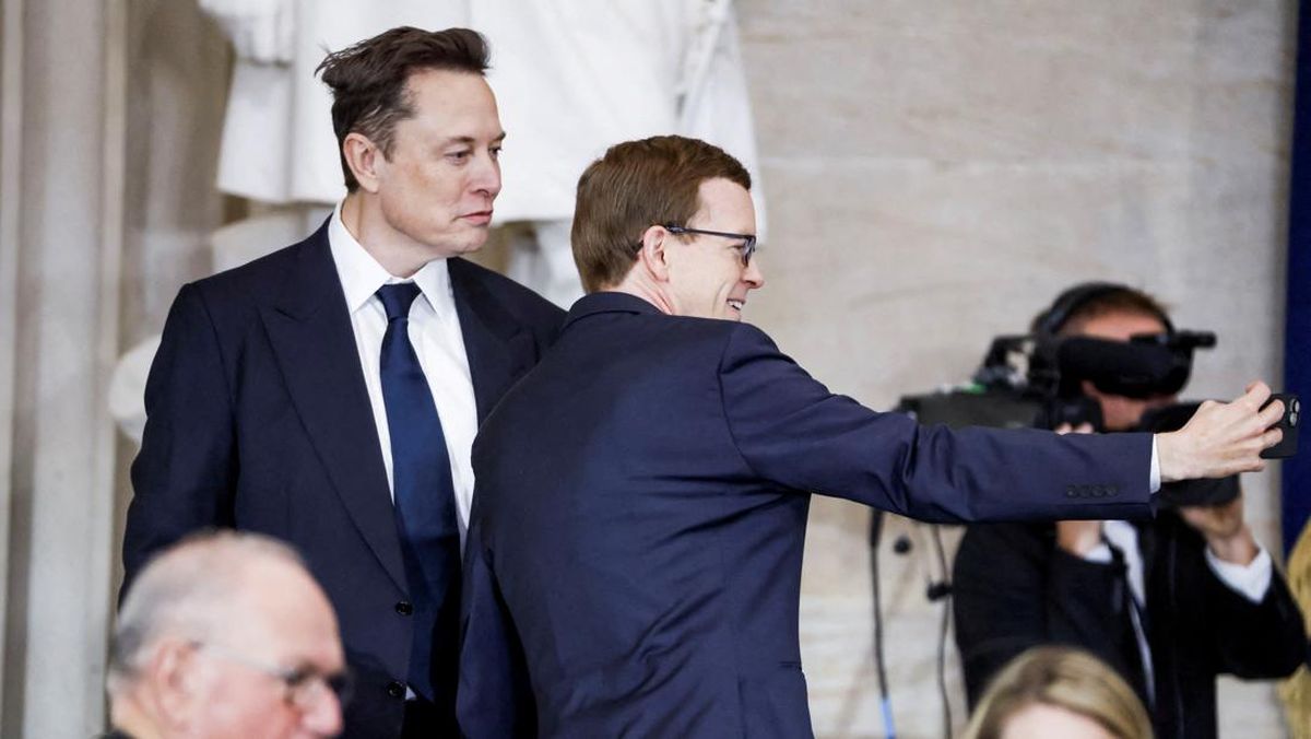FOTO: Musk, Zuckerberg, Bezos Kompak Hadiri Pelantikan Trump