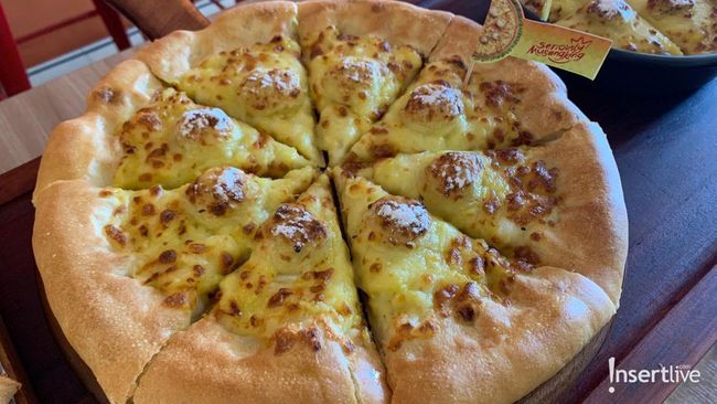 Sensasi Durian Musangking Jadi Topping Pizza