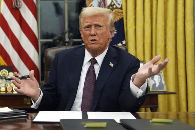 Trump Rupiah Nasib Rupiah Masih Terancam, Trump Ciptakan 'Strong Dollar'