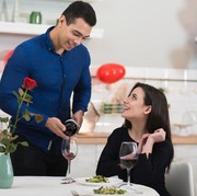 5 Tips Jitu Biar Nggak Ilfeel di Kencan Pertama