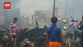 VIDEO:Kebakaran Kemayoran, Warga Ngaku Lihat Orang Bawa Jeriken Ke TKP