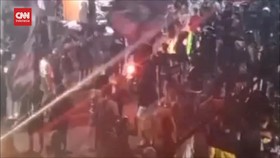 VIDEO:Puluhan Pendekar Silat Serbu Mapolsek Watulimo, 3 Polisi Terluka