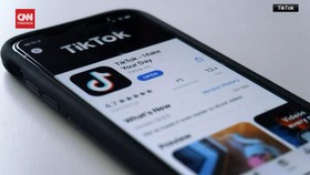 VIDEO: Alasan Donald Trump Tunda Pemblokiran Tiktok di AS