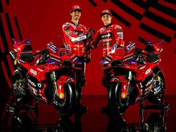Menyala! Marquez Perdana Pakai Seragam Merah di Launching MotoGP Ducati Lenovo