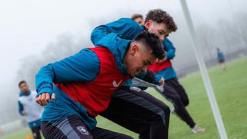 Update Eksklusif Olahraga CNN : Bagaimana Nasib Mees Hilgers di FC Twente?