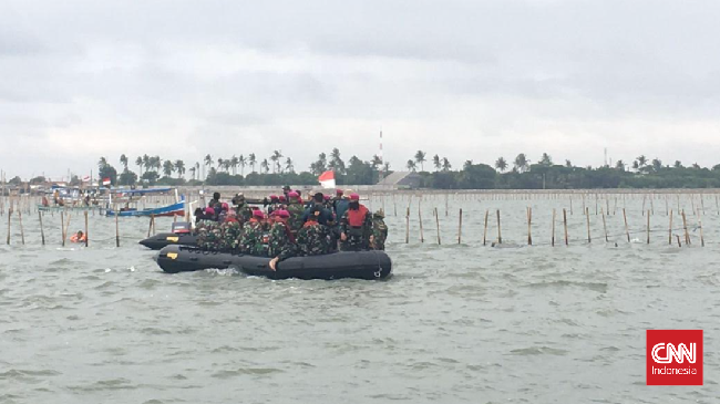 TNI AL targetkan pembongkaran pagar laut di Tangerang minimal sepanjang 5 kilometer pada hari ini.