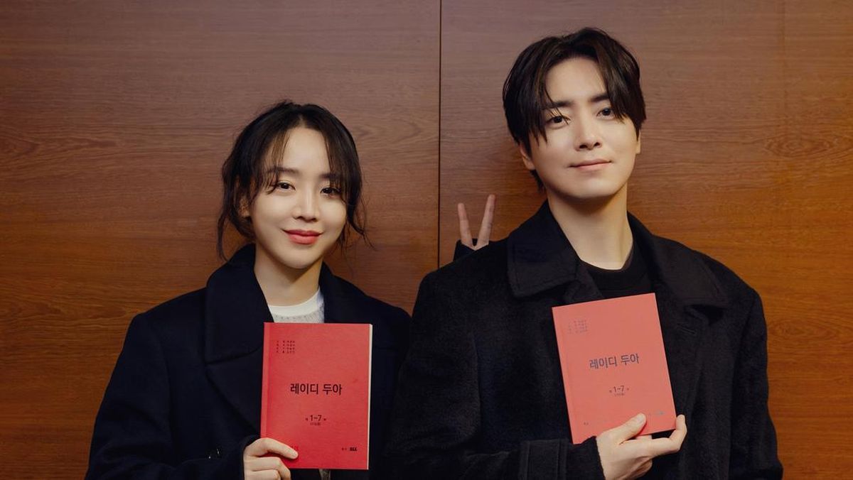 Shin Hye-sun dan Lee Jun-hyuk Reuni di Drama Baru Usai Stranger