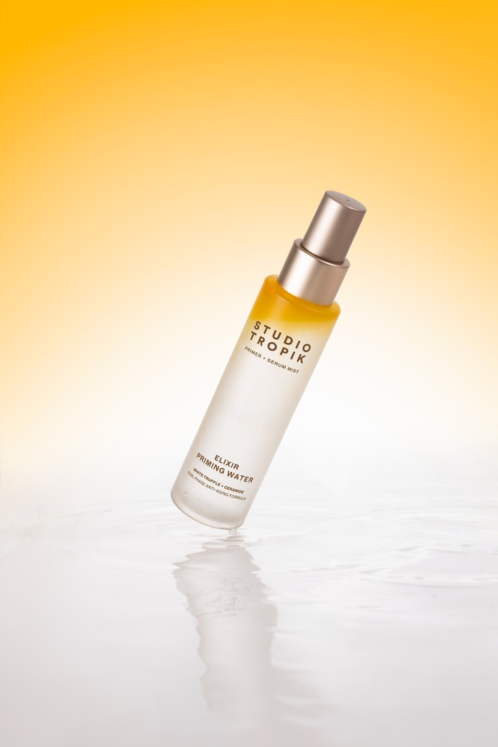 Studio Tropik Luncurkan Elixir Priming Water, Hybrid Face Mist yang Bikin Wajah Glowing