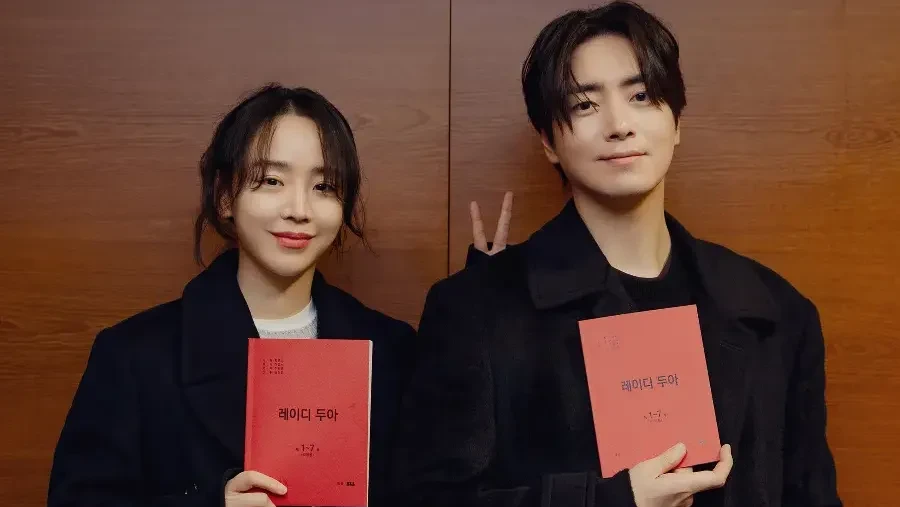 Shin Hye Sun dan Lee Joon Hyuk