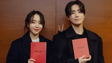 img-title Laris Manis, Lee Joon Hyuk Bakal Main Drama Baru Bareng Shin Hye Sun