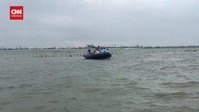 VIDEO: Pembongkaran Pagar Laut di Tangerang Dilanjutkan TNI AL dan KKP