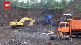 VIDEO: Konten Demul Viral, Tambang Batu Ilegal Subang Ditutup Pemprov