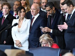 Gaya Seksi Tunangan Jeff Bezos di Inaugurasi Trump Viral, Harganya Fantastis