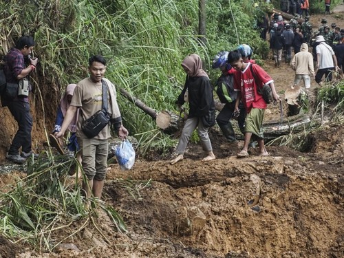 Waspada Potensi Longsor di Jaksel dan Jaktim Sepanjang Juli 2025