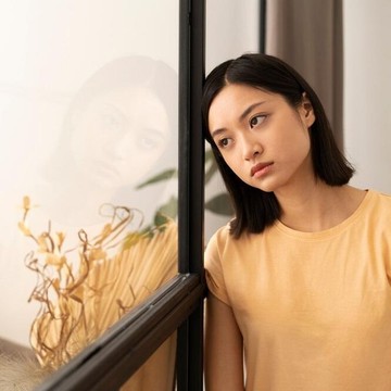 img-title Nggak Heran Galau, Ternyata Ini yang Terjadi pada Otak dan Tubuh ketika Patah Hati!