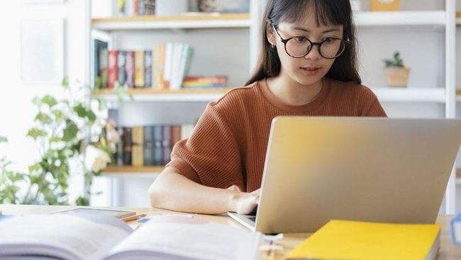 Studi ungkap, wanita bisa menjaga ketajaman otak dengan cara sederhana yakni, lebih banyak makan telur.