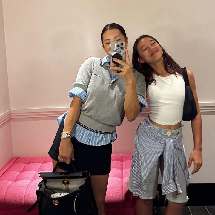 <p>Kiyomi Sue Bachdim putri Jennifer dan Irfan Bachdim, baru saja merayakan ulang tahunnya yang ke-13, Bunda. Diketahui, Kiyomi sendiri lahir pada 5 Februari 2012. (Foto: Instagram: @jenniferbachdim)</p>