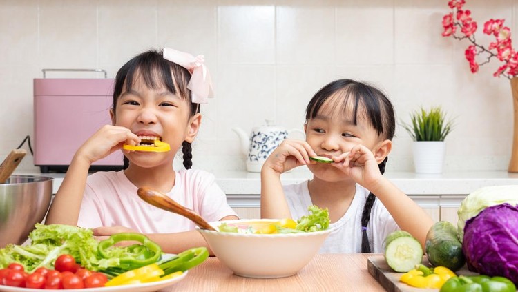 Makanan yang dilarang untuk anak di malam hari