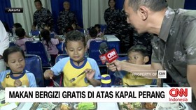VIDEO: Makan Bergizi Gratis di Atas Kapal Perang
