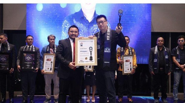 Aki Dynavolt Mendapatkan Trusted Brand Award dari Indonesia Award Magazine 2025