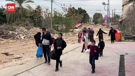 VIDEO: Militer Israel Bombardir Tepi Barat, Warga Mengungsi
