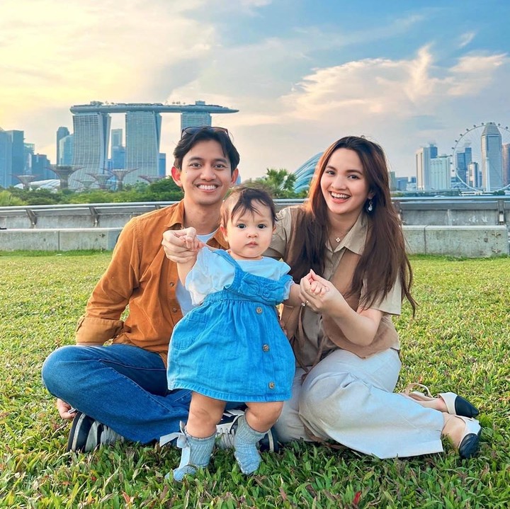 <p>Belva Devara menikah dengan Sabrina Anggraini pada 2022, Bunda. Dari pernikahan ini, keduanya pun dikaruniai seorang putri bernama Launa. (Foto: Instagram: @sabrinaanggraini)</p>