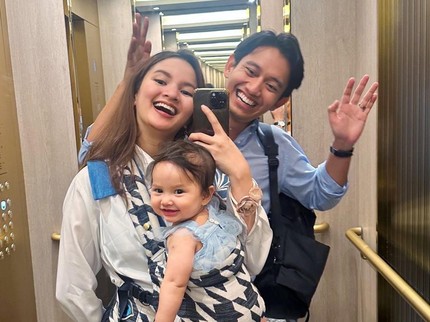 3 Cara Stimulasi Sabrina Anggraini Latih Putrinya Sudah Bisa Berjalan di Usia 10 Bulan