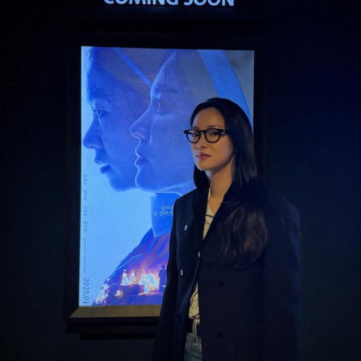 <p>Berkat akting Jeon Yeo Been sebagai Lee Young Hee dalam <em>After My Death</em>, ia meraih penghargaan Aktris Baru Terbaik dalam Grand Bell Award. Melalui film tersebut pula namanya semakin dikenal luas. (Foto: Instagram @jeon.yeobeen)</p>