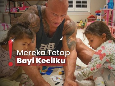 img-title Dwayne Johnson Pasrah Dirias Anak, Kepala Plontos-Wajah Penuh Lipstik