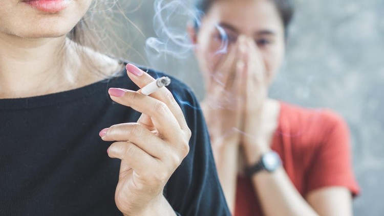 Ilustrasi asap rokok Ilustrasi asap rokok