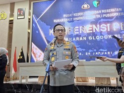Misi Kemanusiaan Polri dalam Penanganan Kebakaran di Glodok Plaza